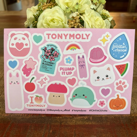 NEW Tonymoly 34-Ounce WATER BOTTLE with Limited Edition STICKER SET! - Picture 4 of 5